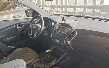 Hyundai ix35 I рестайлинг, 2014 год, 1 050 000 рублей, 13 фотография