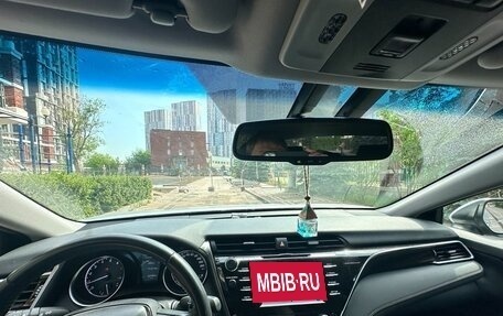 Toyota Camry, 2020 год, 3 050 000 рублей, 6 фотография