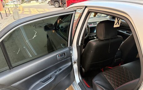 Mitsubishi Lancer IX, 2004 год, 289 999 рублей, 11 фотография