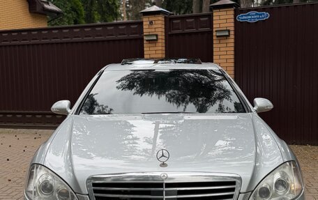 Mercedes-Benz S-Класс, 2008 год, 900 000 рублей, 3 фотография