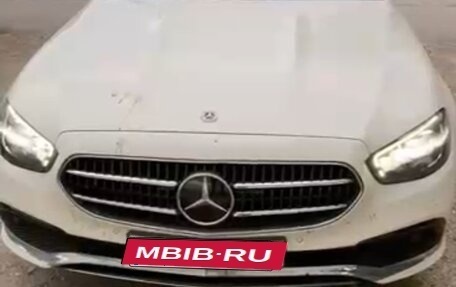 Mercedes-Benz E-Класс, 2021 год, 4 650 000 рублей, 1 фотография