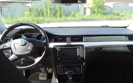 Skoda Superb III рестайлинг, 2012 год, 1 030 000 рублей, 15 фотография