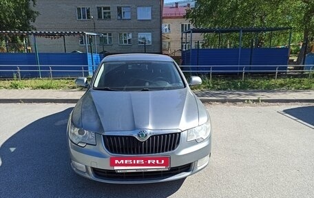 Skoda Superb III рестайлинг, 2012 год, 1 030 000 рублей, 11 фотография