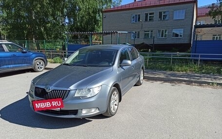 Skoda Superb III рестайлинг, 2012 год, 1 030 000 рублей, 12 фотография