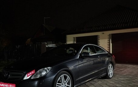 Mercedes-Benz E-Класс, 2012 год, 1 350 000 рублей, 4 фотография