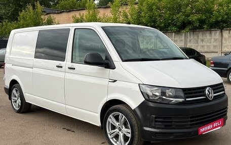 Volkswagen Transporter T6 рестайлинг, 2019 год, 2 880 000 рублей, 2 фотография