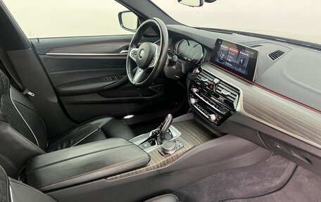 BMW 5 серия, 2017 год, 4 390 000 рублей, 12 фотография