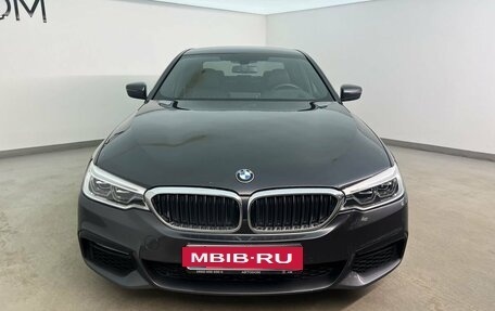 BMW 5 серия, 2017 год, 4 390 000 рублей, 3 фотография