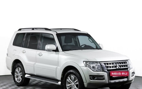 Mitsubishi Pajero IV, 2015 год, 2 690 000 рублей, 3 фотография