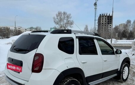 Renault Duster I рестайлинг, 2017 год, 900 000 рублей, 5 фотография
