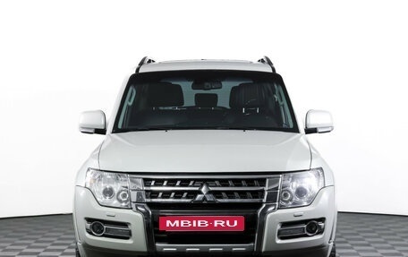 Mitsubishi Pajero IV, 2015 год, 2 690 000 рублей, 2 фотография