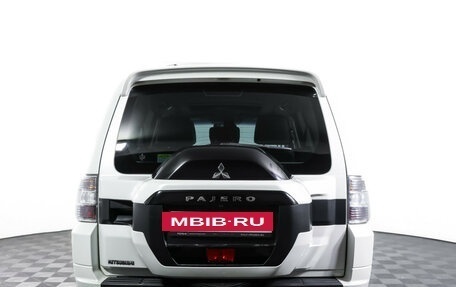 Mitsubishi Pajero IV, 2015 год, 2 690 000 рублей, 7 фотография