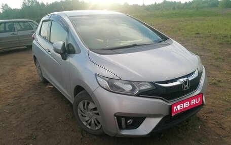 Honda Fit III, 2015 год, 950 000 рублей, 1 фотография
