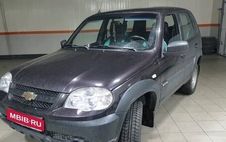 Chevrolet Niva I рестайлинг, 2018 год, 630 000 рублей, 1 фотография