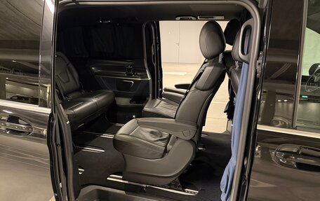 Mercedes-Benz EQV, 2021 год, 4 800 000 рублей, 9 фотография