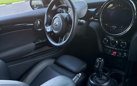 MINI Hatch, 2023 год, 2 990 000 рублей, 9 фотография