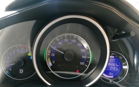 Honda Fit III, 2015 год, 950 000 рублей, 6 фотография
