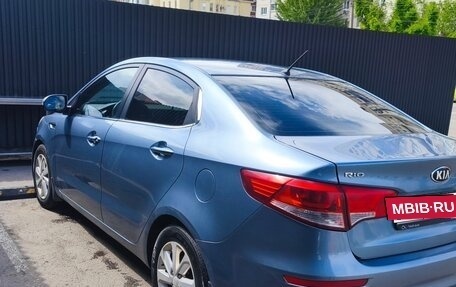 KIA Rio III рестайлинг, 2015 год, 990 000 рублей, 4 фотография