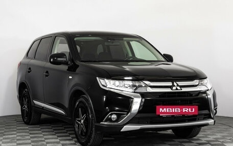 Mitsubishi Outlander III рестайлинг 3, 2017 год, 1 499 000 рублей, 4 фотография