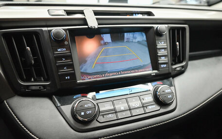 Toyota RAV4, 2016 год, 2 300 000 рублей, 15 фотография
