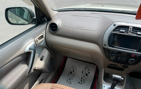 Toyota RAV4, 2002 год, 549 999 рублей, 14 фотография