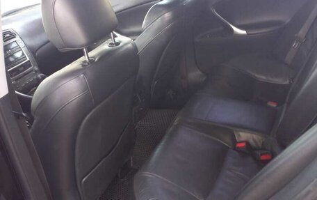 Lexus IS II рестайлинг 2, 2005 год, 1 047 000 рублей, 20 фотография