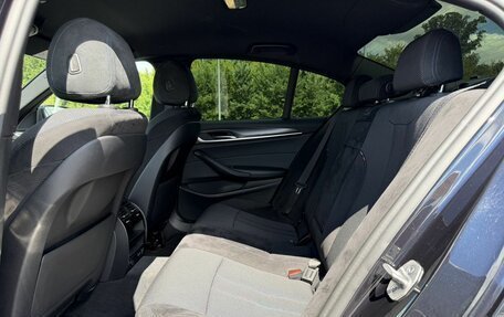 BMW 5 серия, 2021 год, 3 800 000 рублей, 27 фотография
