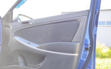 Hyundai Solaris II рестайлинг, 2012 год, 700 000 рублей, 8 фотография