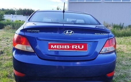 Hyundai Solaris II рестайлинг, 2012 год, 700 000 рублей, 2 фотография