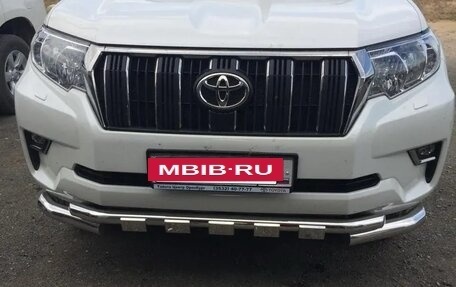 Toyota Land Cruiser Prado 150 рестайлинг 2, 2018 год, 4 950 000 рублей, 2 фотография