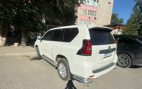 Toyota Land Cruiser Prado 150 рестайлинг 2, 2018 год, 4 950 000 рублей, 4 фотография