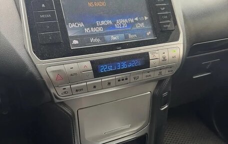 Toyota Land Cruiser Prado 150 рестайлинг 2, 2018 год, 4 950 000 рублей, 18 фотография