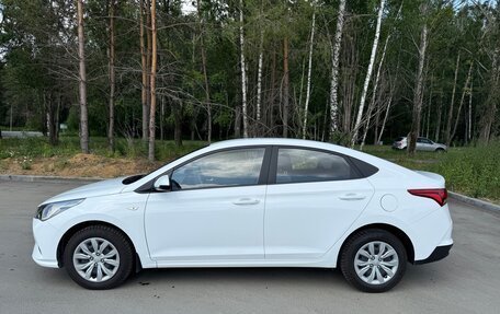 Hyundai Solaris II рестайлинг, 2021 год, 1 699 000 рублей, 18 фотография