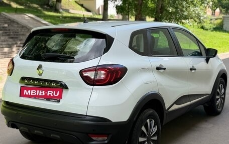 Renault Kaptur I рестайлинг, 2018 год, 900 000 рублей, 7 фотография