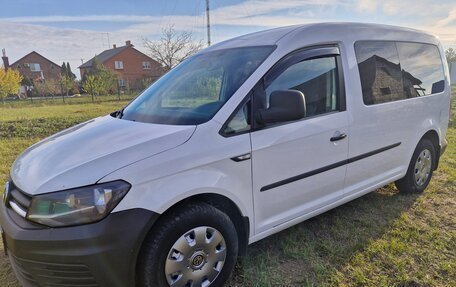 Volkswagen Caddy IV, 2015 год, 1 070 000 рублей, 2 фотография
