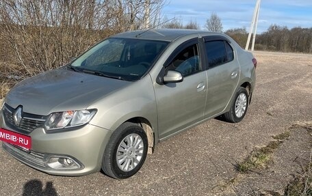 Renault Logan II, 2015 год, 690 000 рублей, 6 фотография
