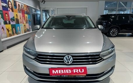 Volkswagen Passat B8 рестайлинг, 2015 год, 1 599 000 рублей, 2 фотография