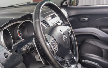 Mitsubishi Outlander III рестайлинг 3, 2007 год, 1 049 000 рублей, 12 фотография