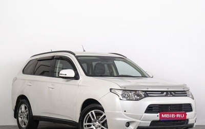 Mitsubishi Outlander III рестайлинг 3, 2013 год, 1 779 000 рублей, 1 фотография