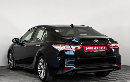 Toyota Camry, 2020 год, 2 499 000 рублей, 10 фотография