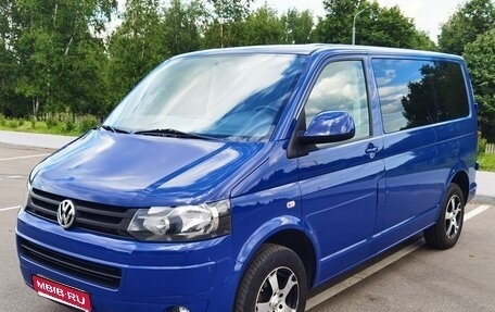 Volkswagen Caravelle T5, 2010 год, 2 150 000 рублей, 1 фотография