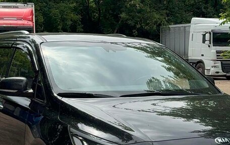 KIA Carnival III, 2020 год, 3 270 000 рублей, 1 фотография