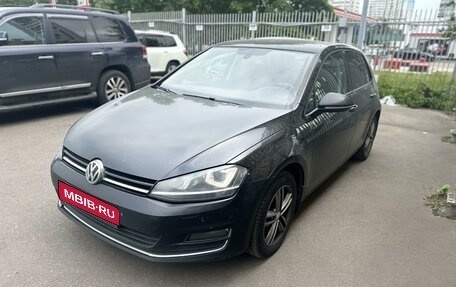 Volkswagen Golf VII, 2014 год, 949 000 рублей, 1 фотография
