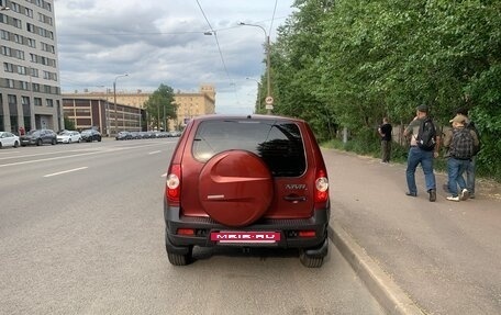 Chevrolet Niva I рестайлинг, 2010 год, 429 000 рублей, 3 фотография