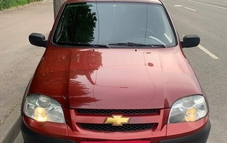 Chevrolet Niva I рестайлинг, 2010 год, 429 000 рублей, 8 фотография