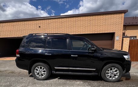 Toyota Land Cruiser 200, 2015 год, 8 000 000 рублей, 2 фотография