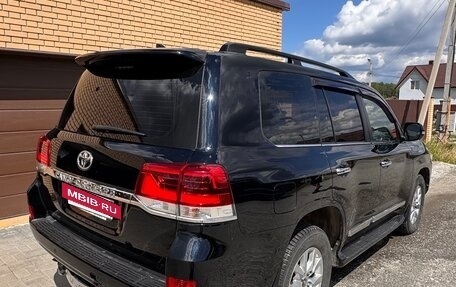 Toyota Land Cruiser 200, 2015 год, 8 000 000 рублей, 7 фотография