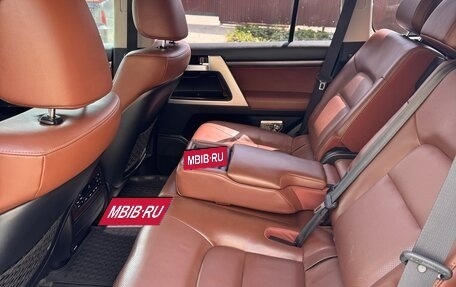 Toyota Land Cruiser 200, 2015 год, 8 000 000 рублей, 11 фотография