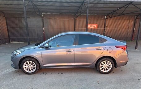 Hyundai Solaris II рестайлинг, 2018 год, 1 630 000 рублей, 3 фотография