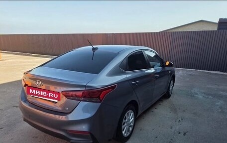 Hyundai Solaris II рестайлинг, 2018 год, 1 630 000 рублей, 6 фотография